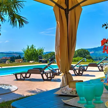 Le Rose 4 Todi