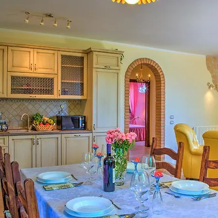 Le Rose 4 * Todi
