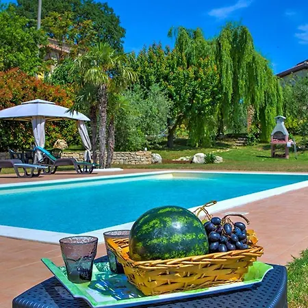 Le Rose 4 * Todi